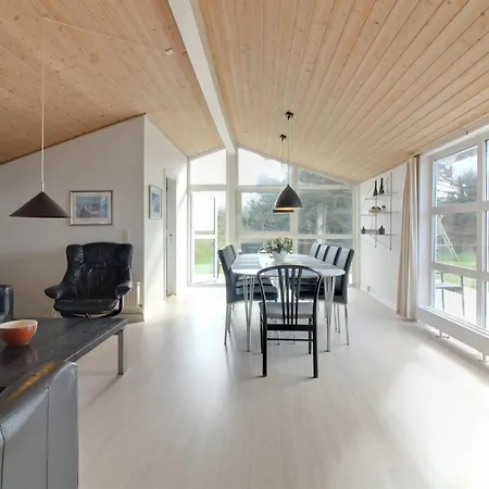 Marlie - 600m From The Sea By Interhome